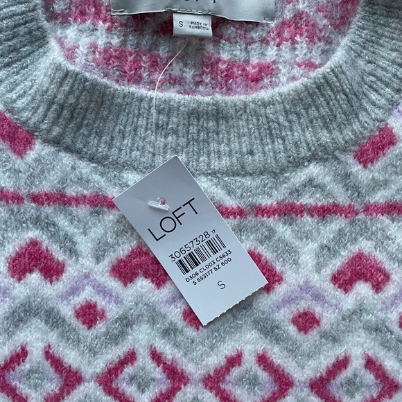 Loft heart sweater. - Picture 8 of 12